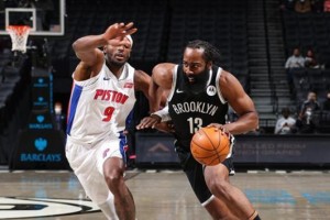 2021年NBA各队奢侈税排行榜出炉（探究NBA球队财力与奢侈税关系，湖人成最大赢家）
