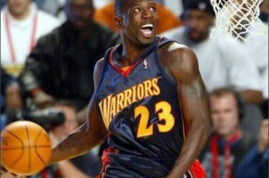 NBA历史扣篮排行榜前十（探寻篮球飞翔的极限）