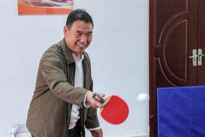 老干部乒乓球锻炼的重要性（保持健康活力，享受快乐退休生活）