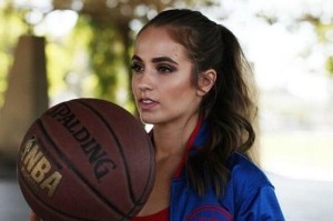 NBA十大女神，她们的魅力无法抗拒！（探索篮球场上最耀眼的女性之光）