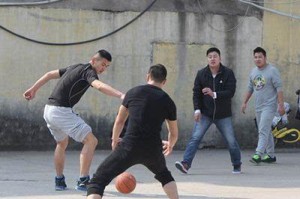 如何快速提高篮球防守能力
