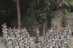 提升乒乓球反手脚踩点技巧的有效教学方法（突破技术瓶颈，成为反手高手的关键要诀）