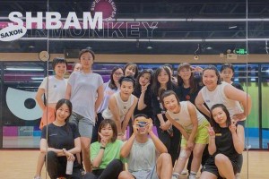 篮球战术技巧（提升篮球防守能力的关键——转髋防守）