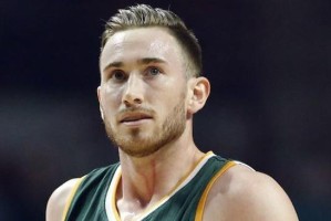 NBA最新帅哥排行榜2015（NBA帅哥们的魅力无限，这些颜值与实力并存的球员让人瞩目！）