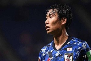 世界杯日本前田大然梅开二度，助球队晋级！（前田大然打入两球，帮助日本成功晋级下一轮比赛）