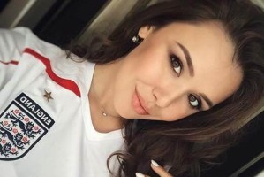 世界杯最美的进球女球员（掌控激情，征服全场——一位独具魅力的女性足球运动员的故事）