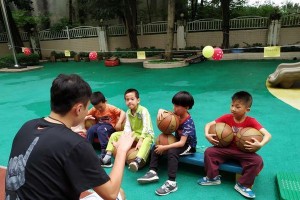 培养小朋友的篮球防守能力（通过对抗训练提高篮球防守水平）