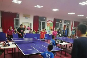 亲子乒乓球比赛（让亲子间的乒乓球比赛更有趣、更有效）