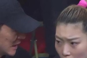 贴脸防守，制敌无间（篮球战术的必杀技，攻守两端的精妙对抗）