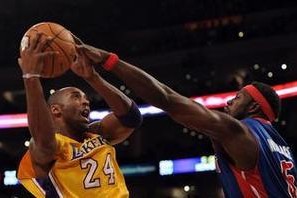 NBA历史上最具影响力的篮球防守球员（揭秘篮球历史上的传奇防守之星）