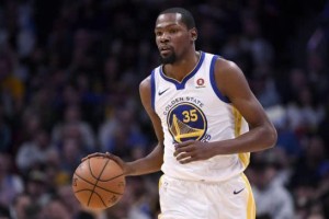 2019年NBA现役巨星排行榜（从詹姆斯到字母哥，揭秘当今最具统治力的球员）