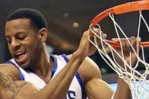 NBA篮球巨星排行榜（揭秘NBA历史上最伟大的球员以及他们的成就与荣誉）