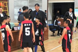 U10篮球防守教学方案（全面掌握基本动作和战术投篮技巧不透漏）