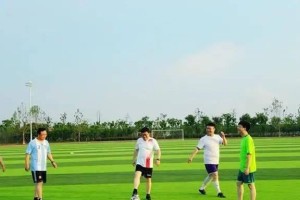 足球蒙眼训练技巧大全（提高感觉与反应速度，培养空间意识）