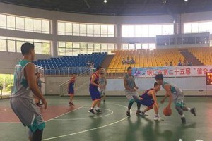篮球赛场上最强的防守战术篮球队（揭秘背后的关键因素与策略）