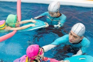 婴幼儿游泳（掌握正确技巧，让宝宝安全愉悦畅游）
